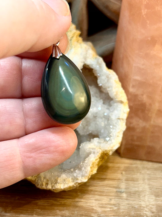 Pendentif d’obsidienne œil céleste