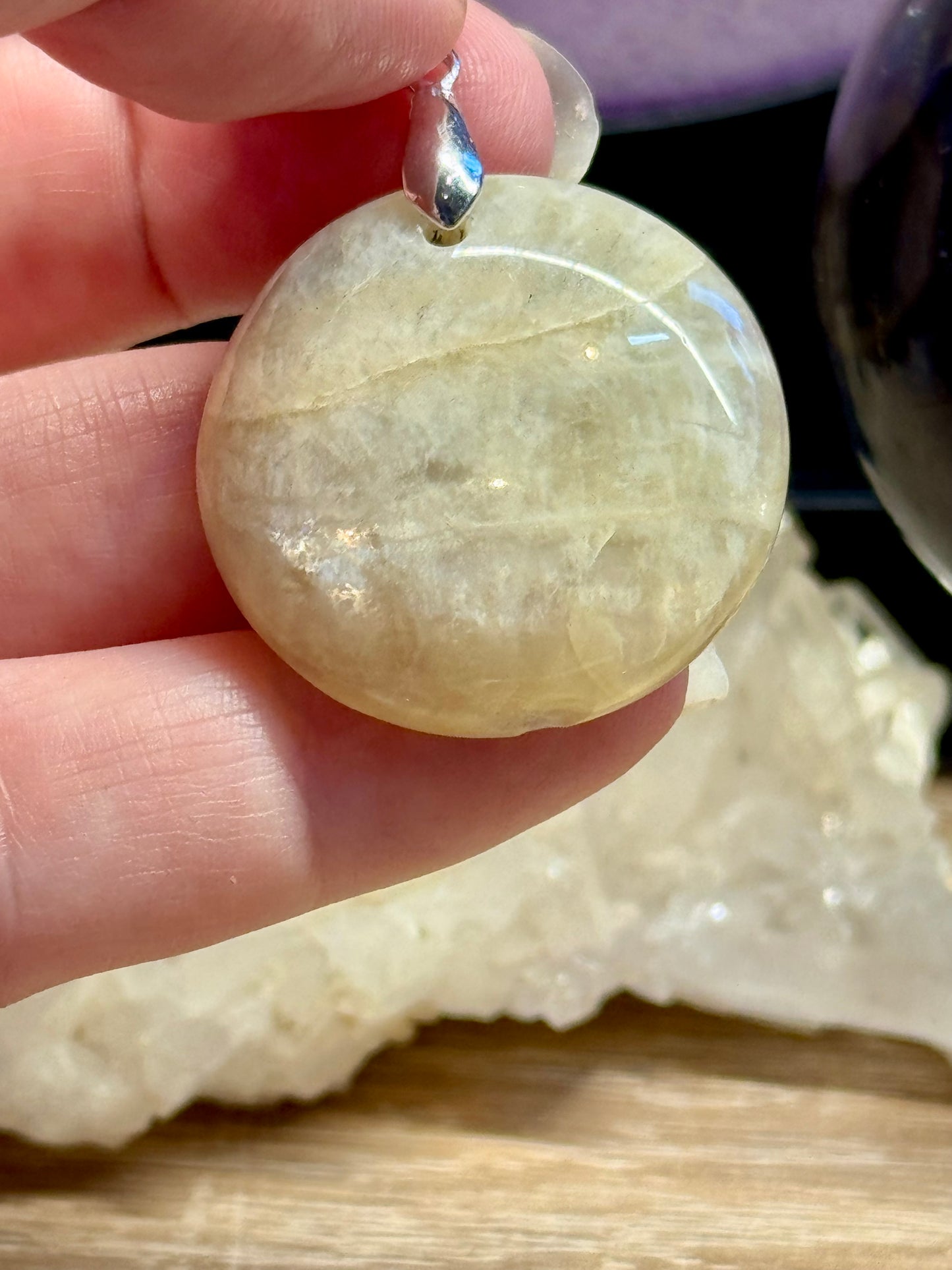 Pendentif de Pierre de Lune rond