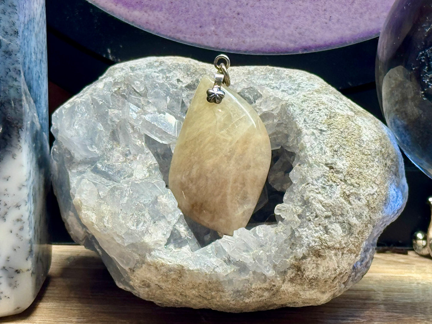 Pendentif de Pierre de lune 3