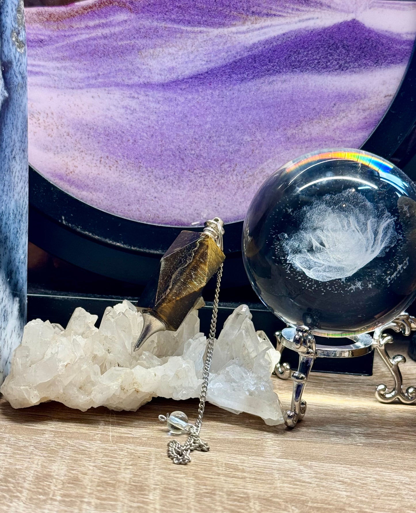 Pendule à facettes en Oeil de tigre