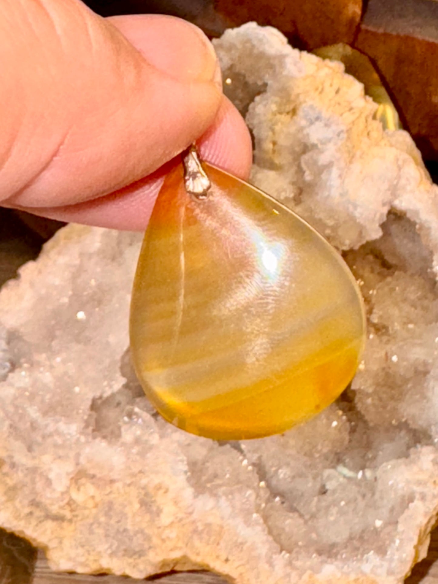 Pendentif en agate Arc-en-ciel