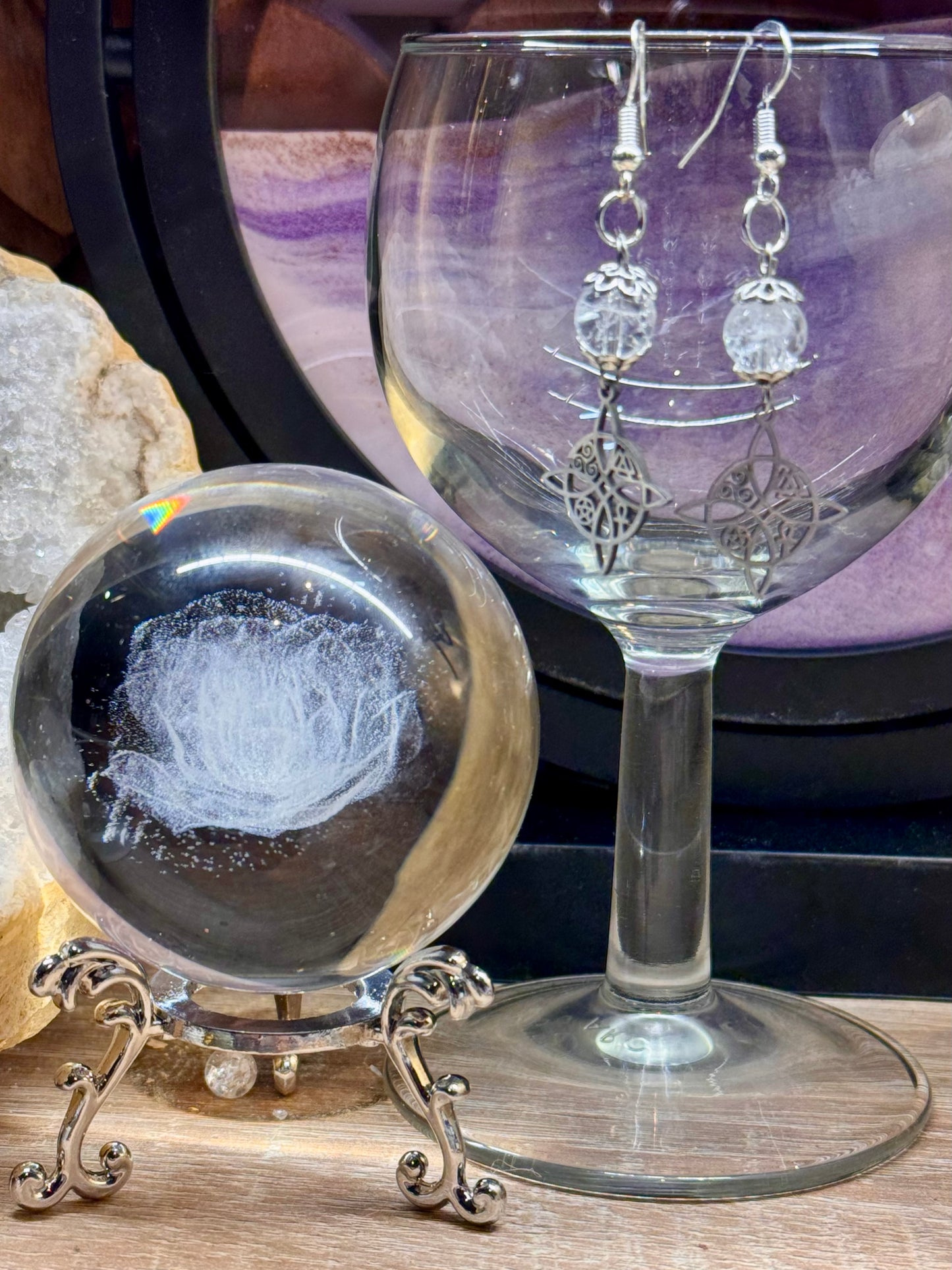 Boucles d’oreilles Cristal de Roche et Noeud de sorcière