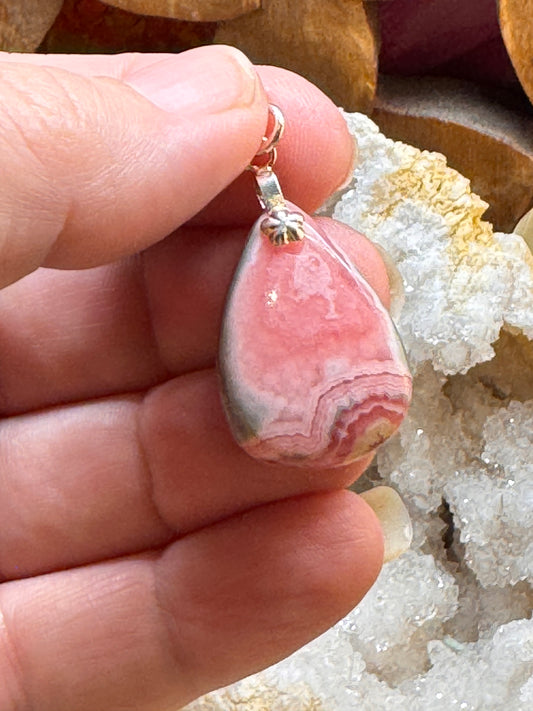 Pendentif de rhodochrosite