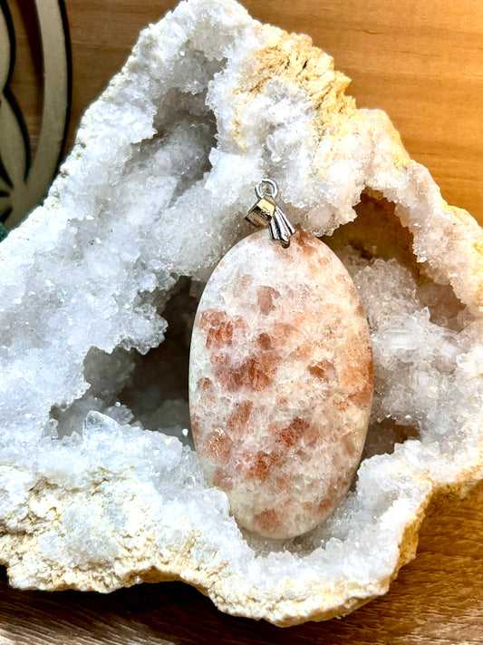 Pendentif de pierre de soleil