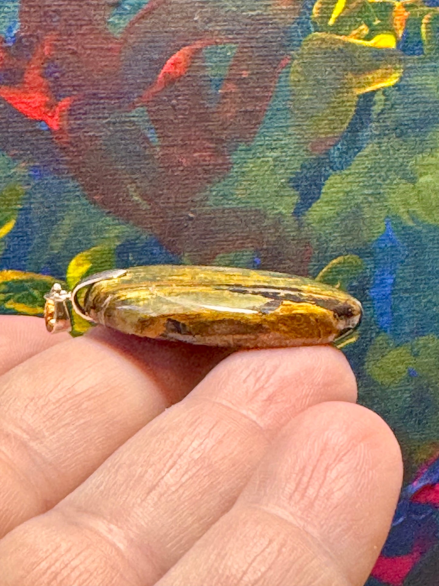 Pendentif de nellite