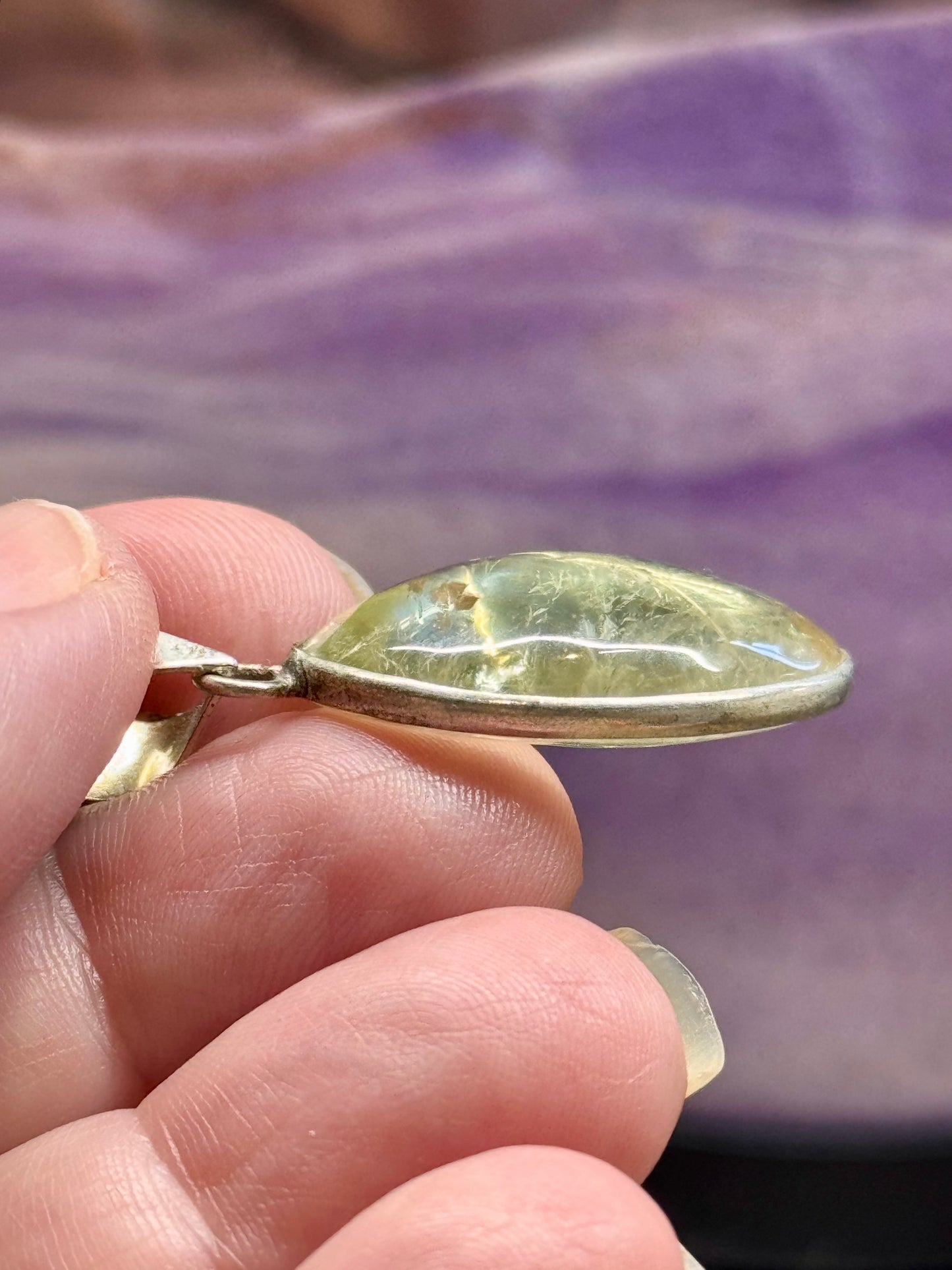 Pendentif cerclé de Quartz Rutile