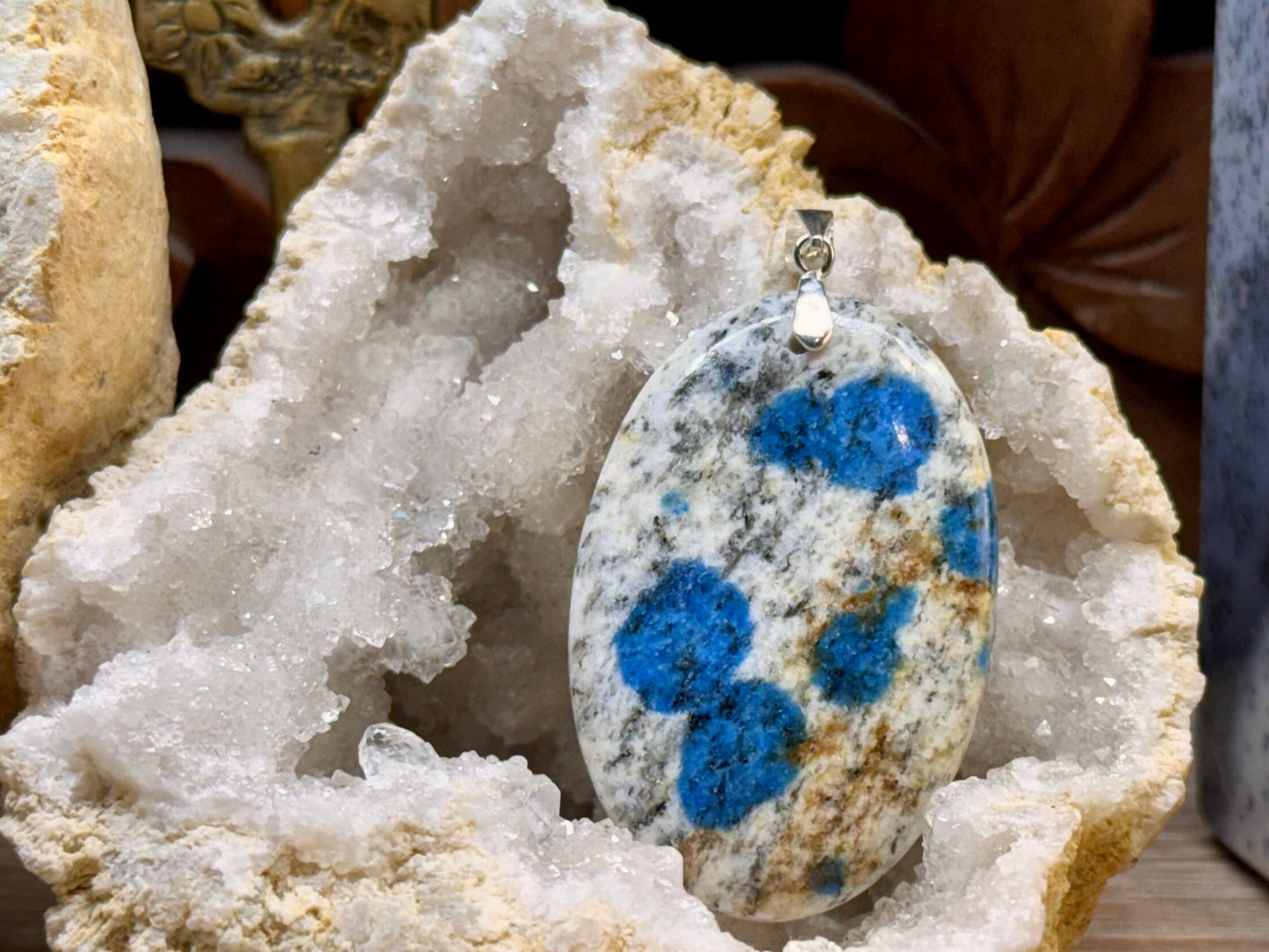 Pendentif de jaspe K2
