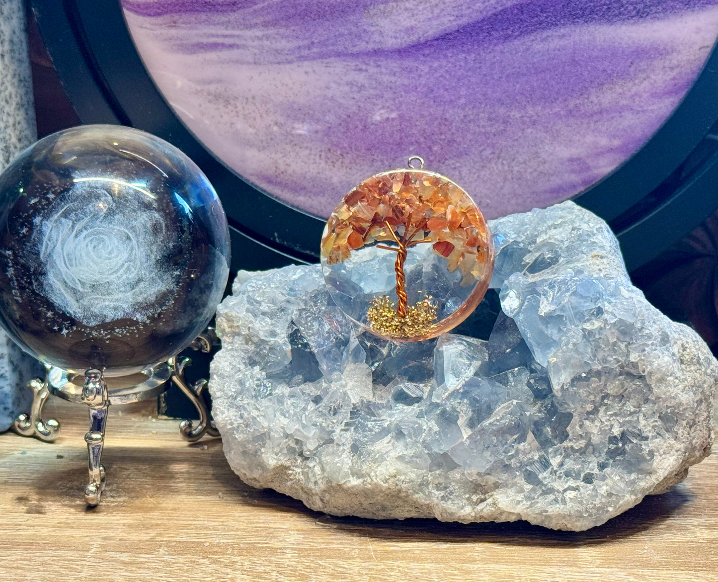 Pendentif d’Orgonite avec Cornaline