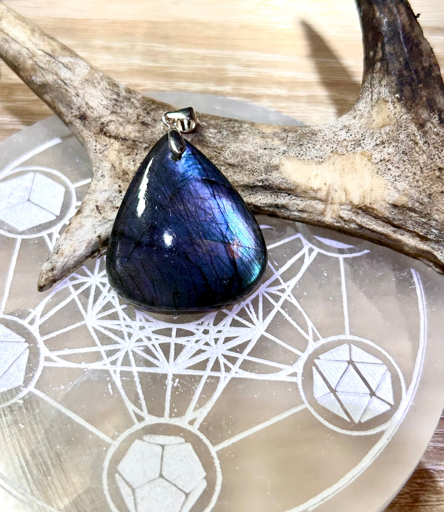 Pendentif de labradorite