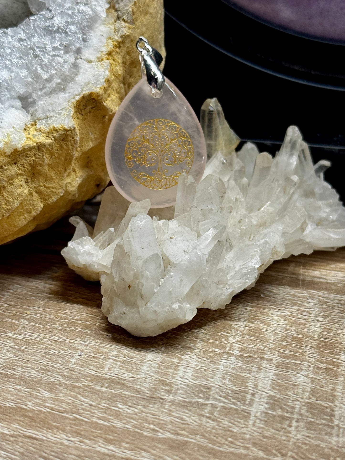 Pendentif goutte Quartz Rose
