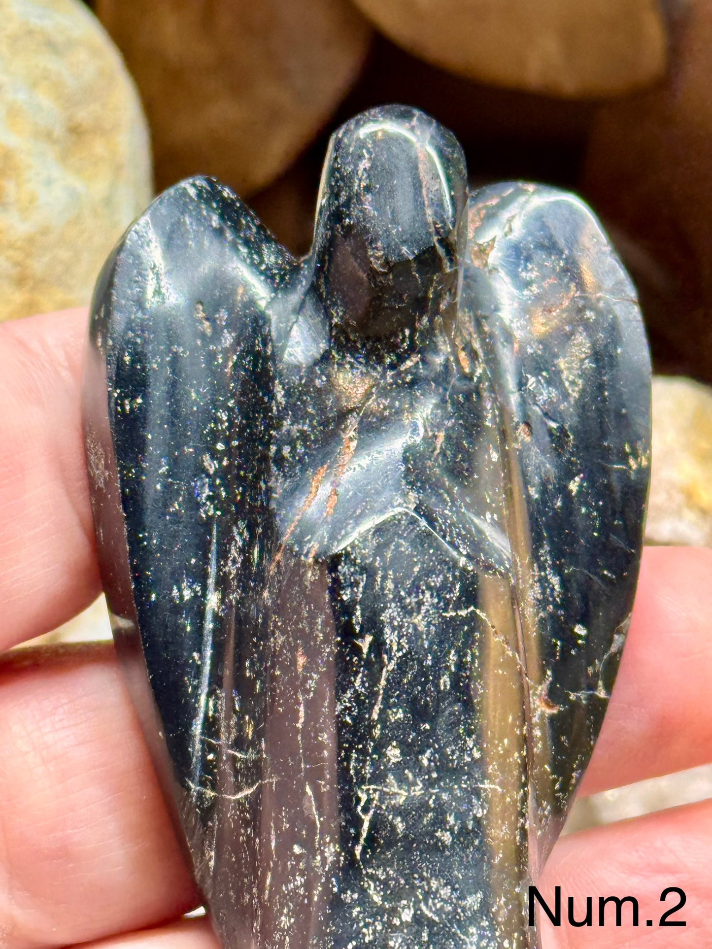 Ange en tourmaline noire