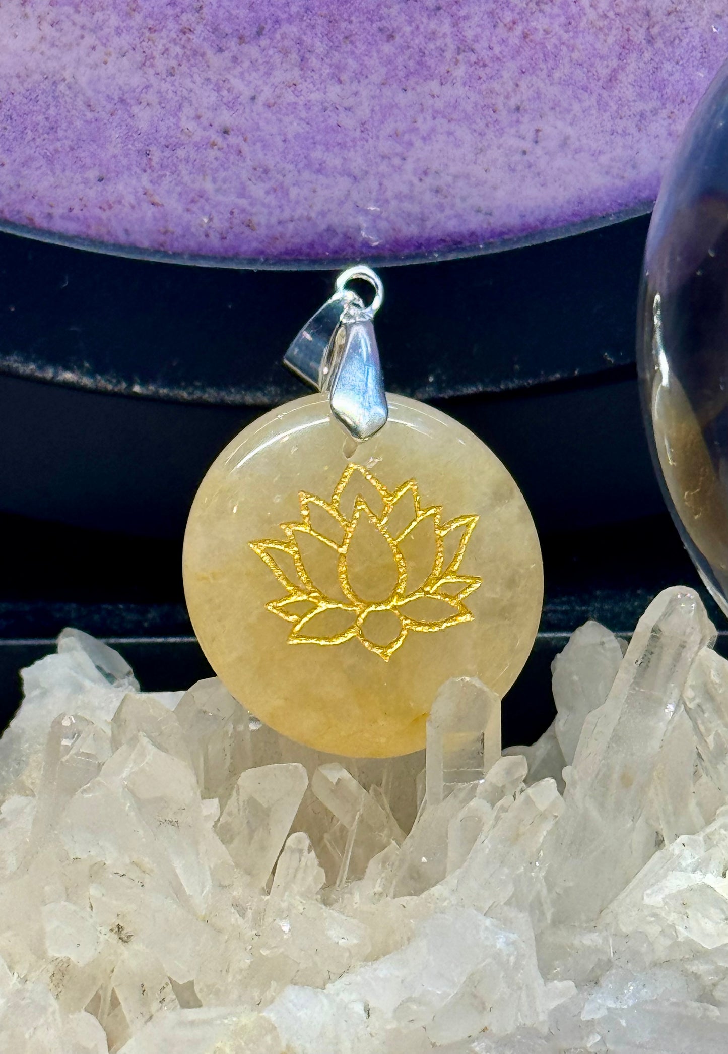 Pendentif d’Aventurine Jaune - Lotus 1