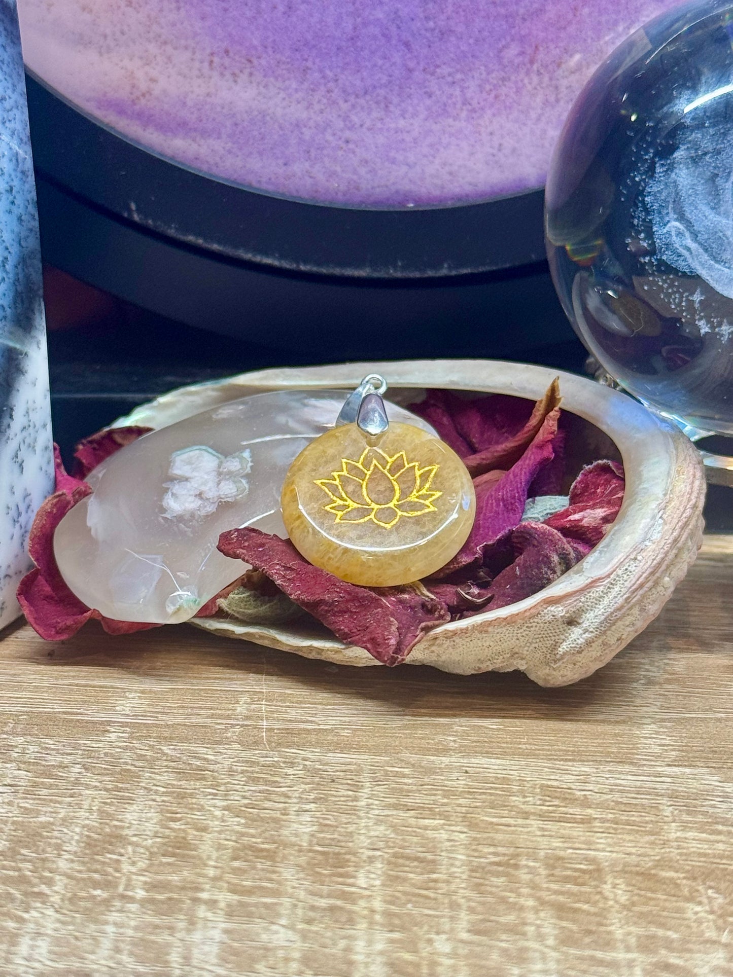 Pendentif d’Aventurine jaune lotus 2