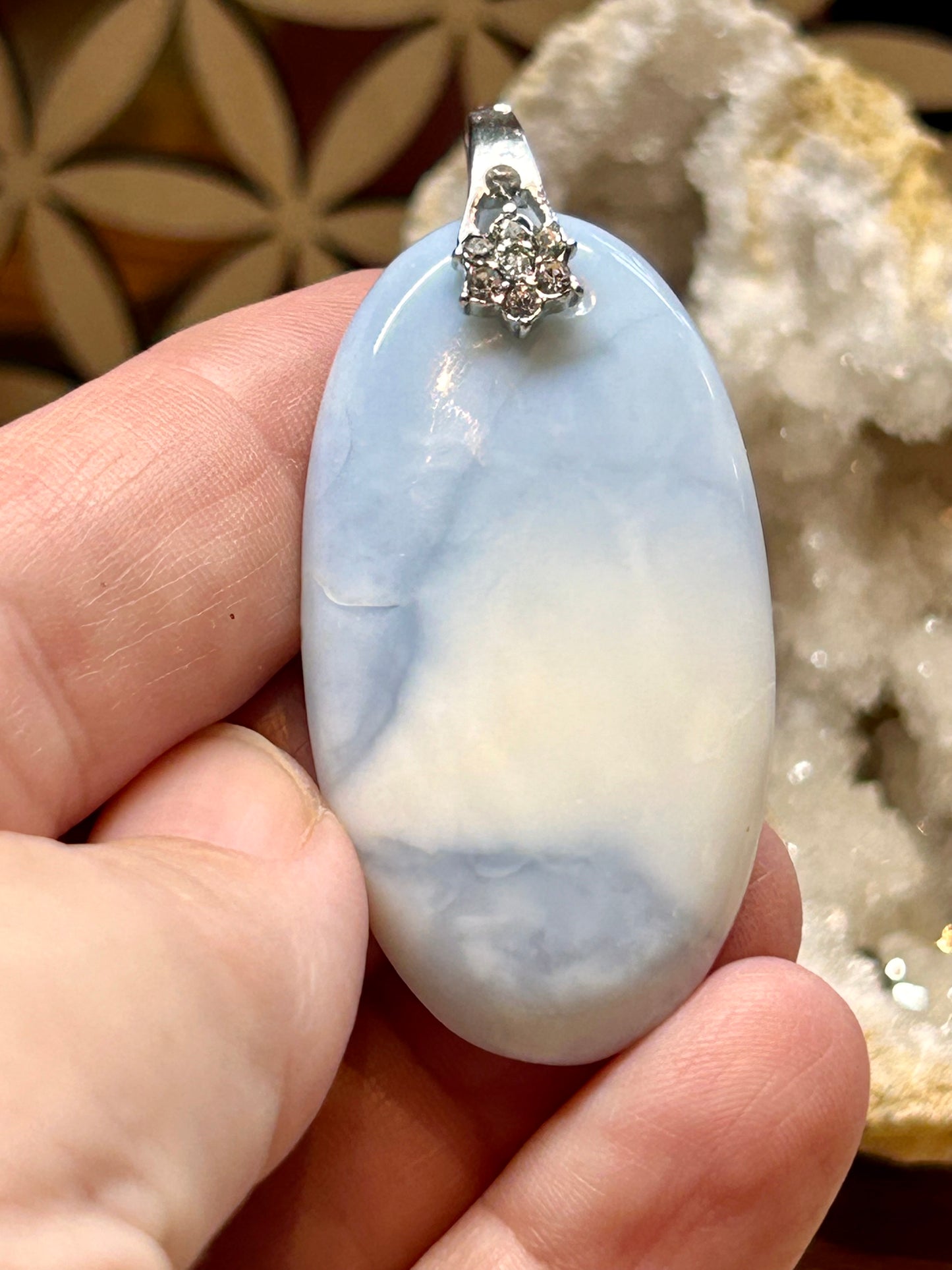 Pendentif d’opale bleue owyhee