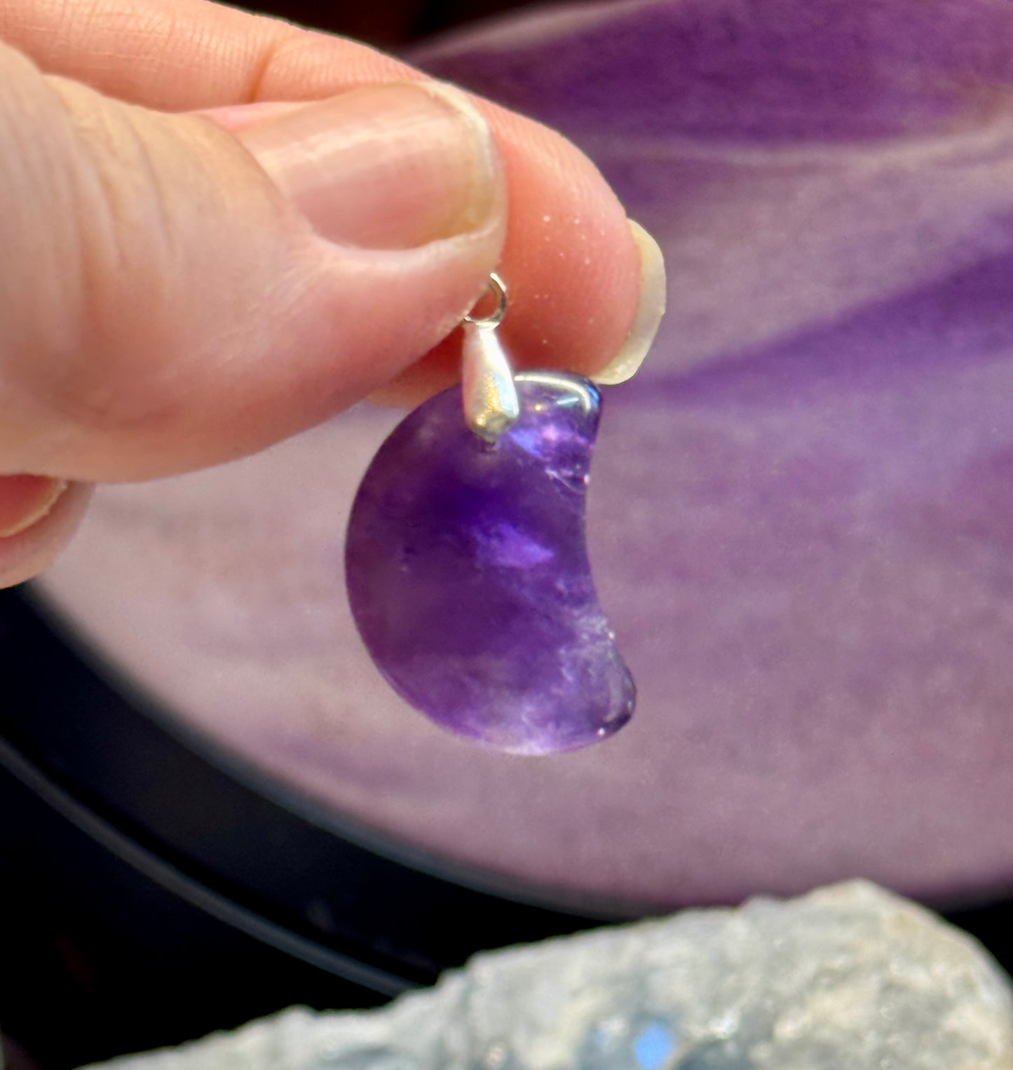 Pendentif d’Améthyste croissant de lune