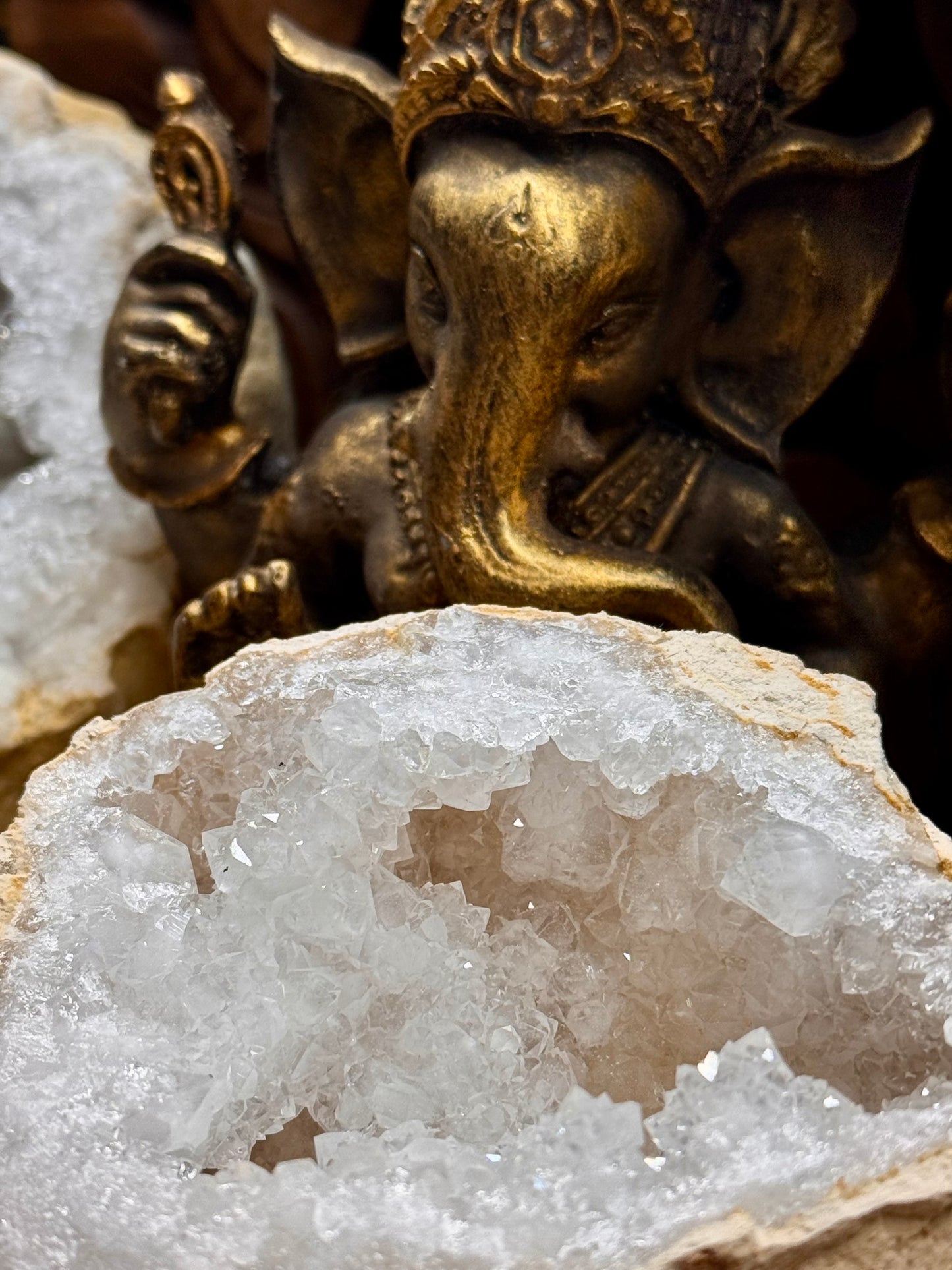 Géode de quartz blanc