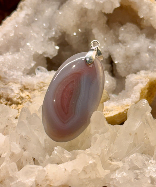 Pendentif d’agate rouge