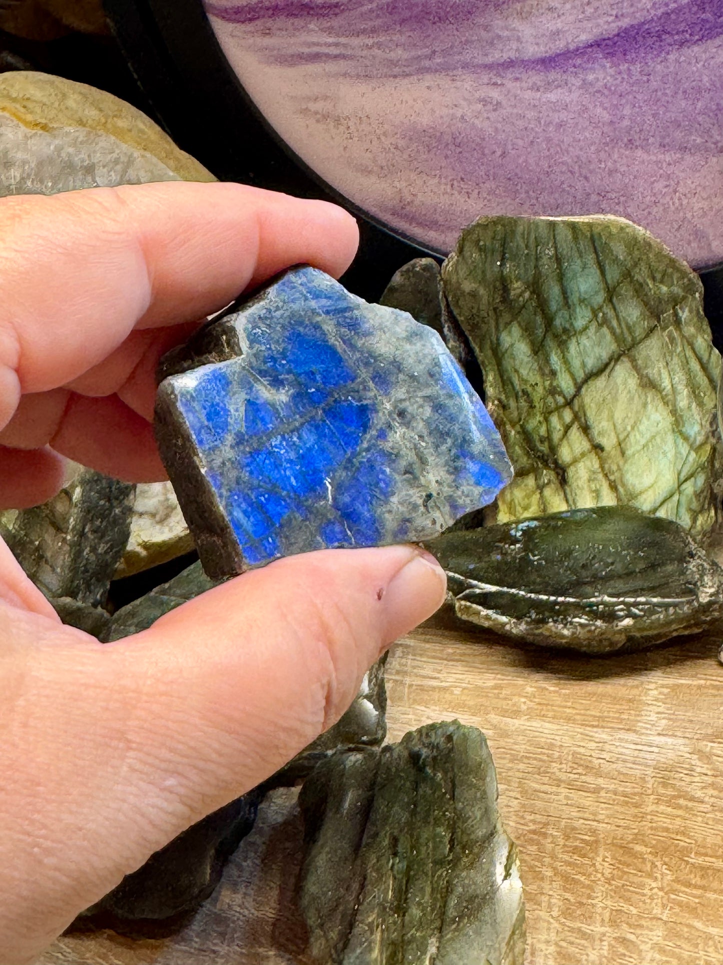 Labradorite une face polie