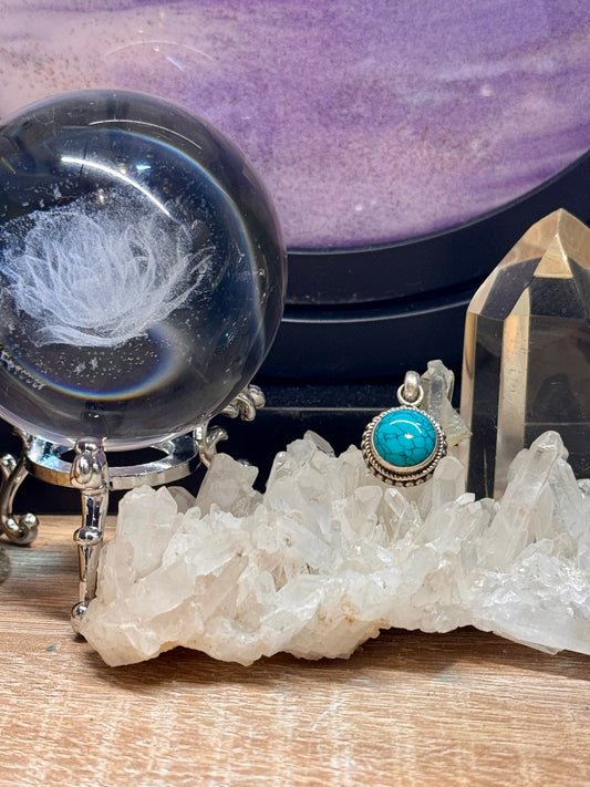 Pendentif de turquoise stabilisée