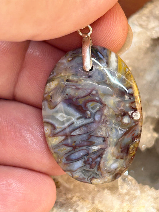 Pendentif d’agate racine de palmier jaune