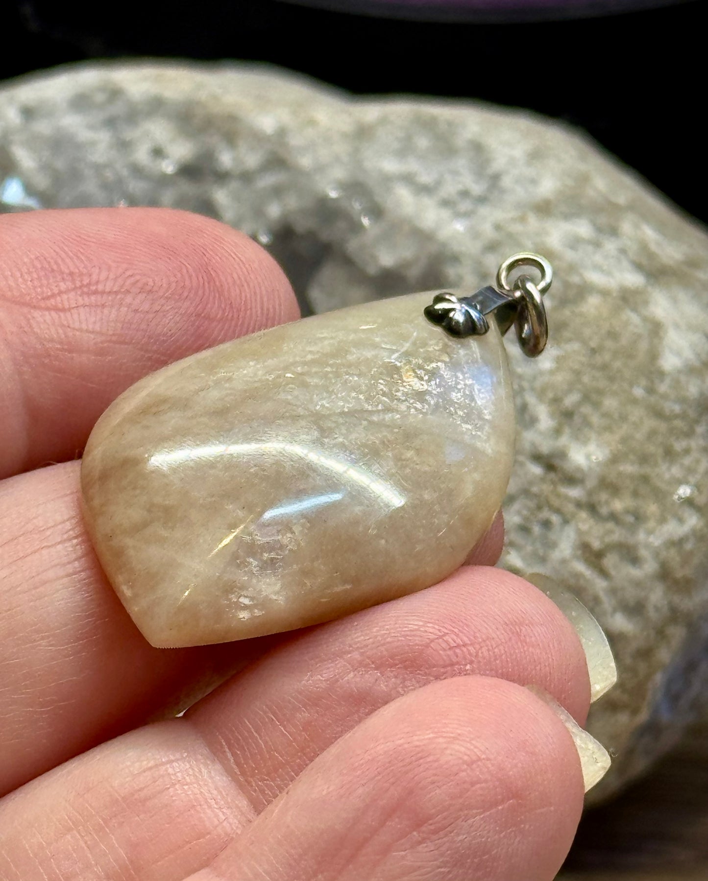 Pendentif de Pierre de lune 3