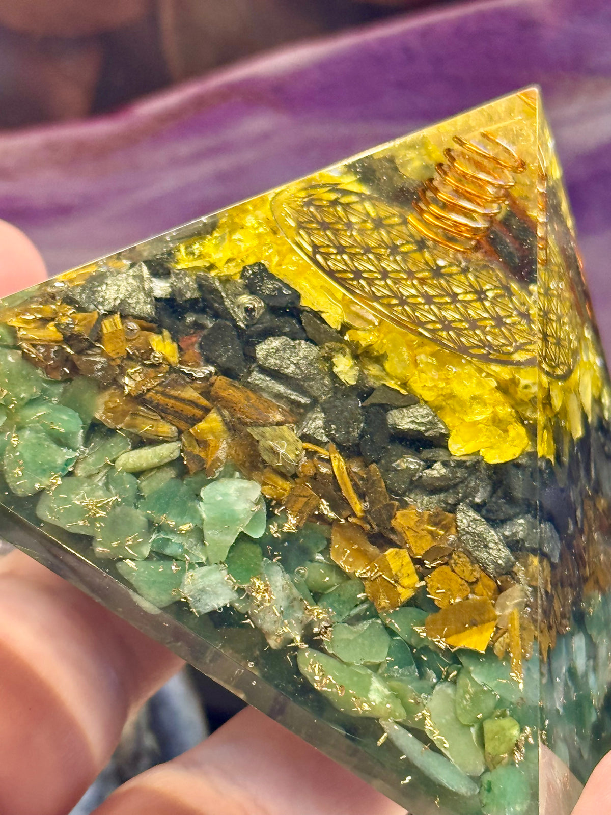Orgonite Pyramidale "Santé et Protection"