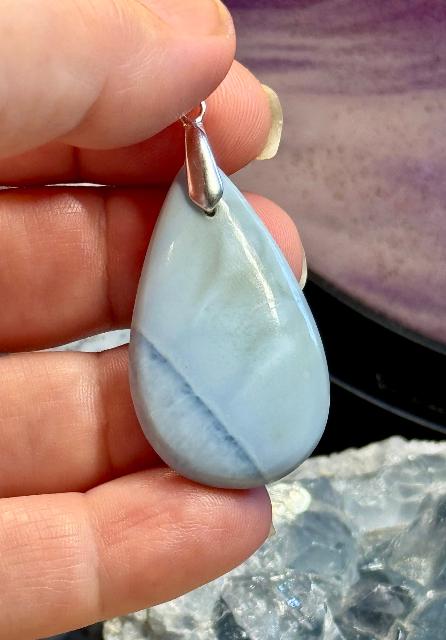Pendentif d’Opale Bleue