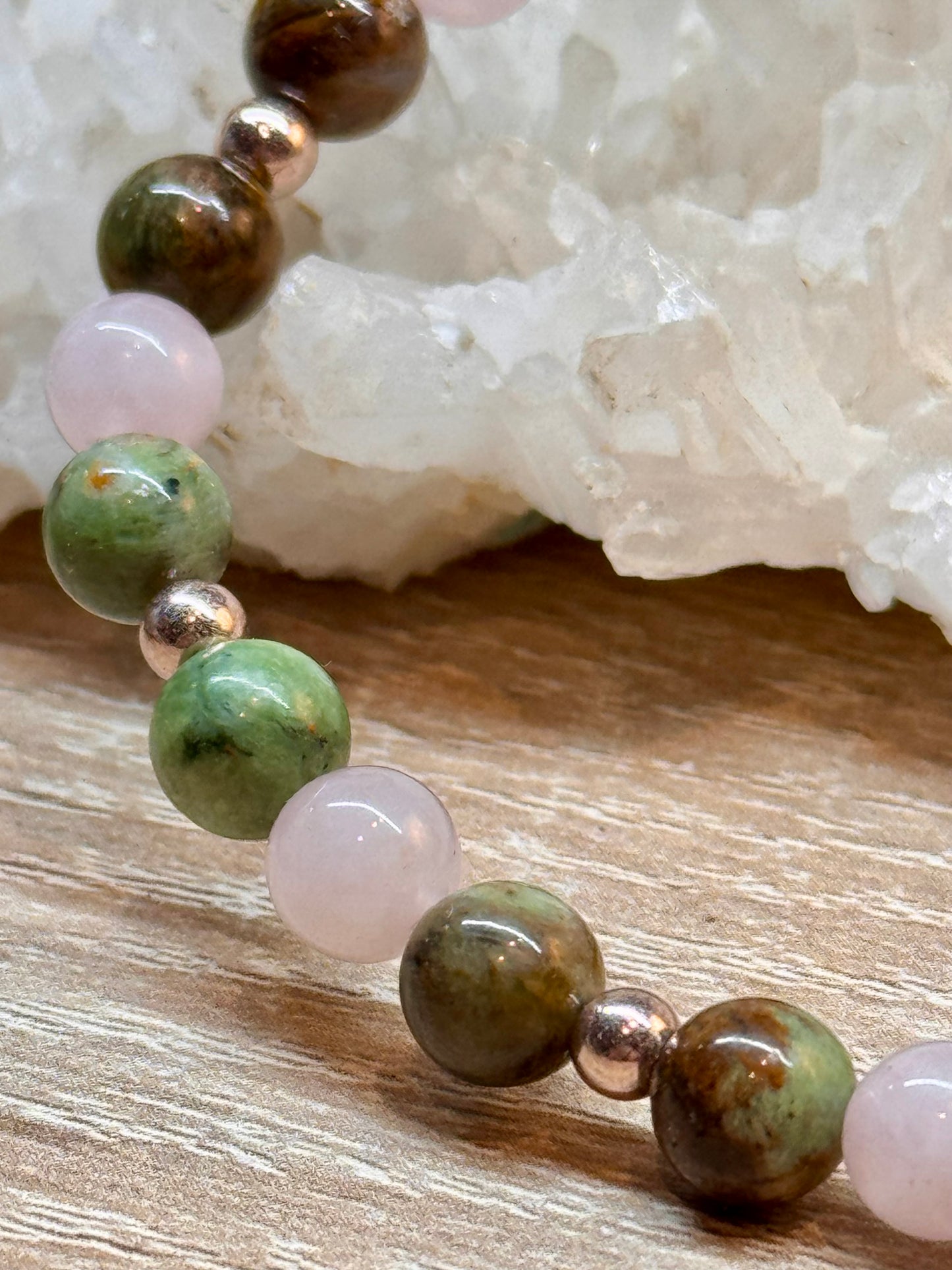 Bracelet "Amour Inconditionnel et Métamorphose"