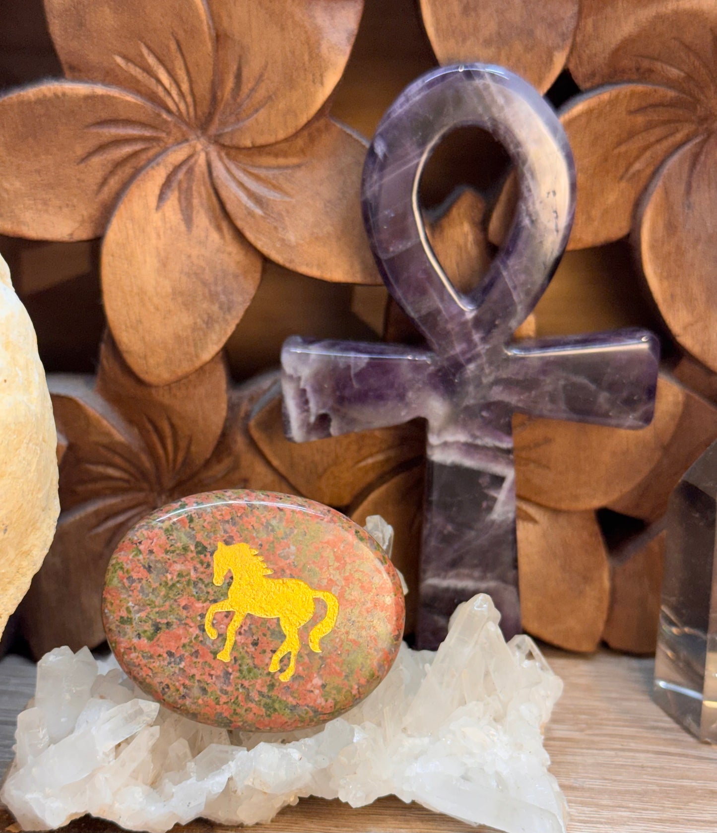 Galets gravés avec animaux