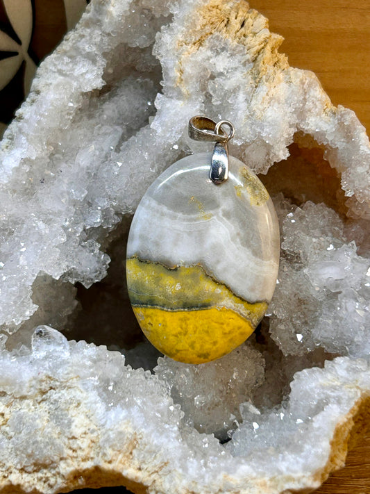 Pendentif de jaspe bumblebee