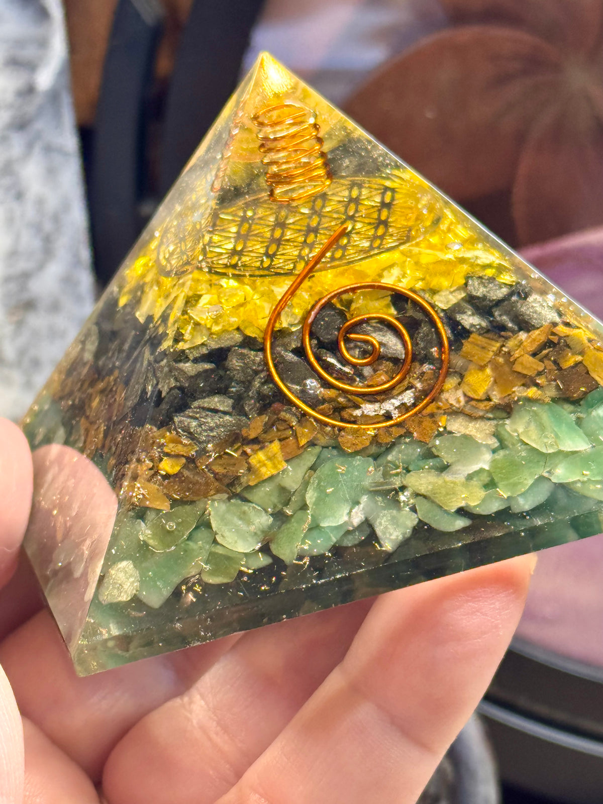 Orgonite Pyramidale "Santé et Protection"
