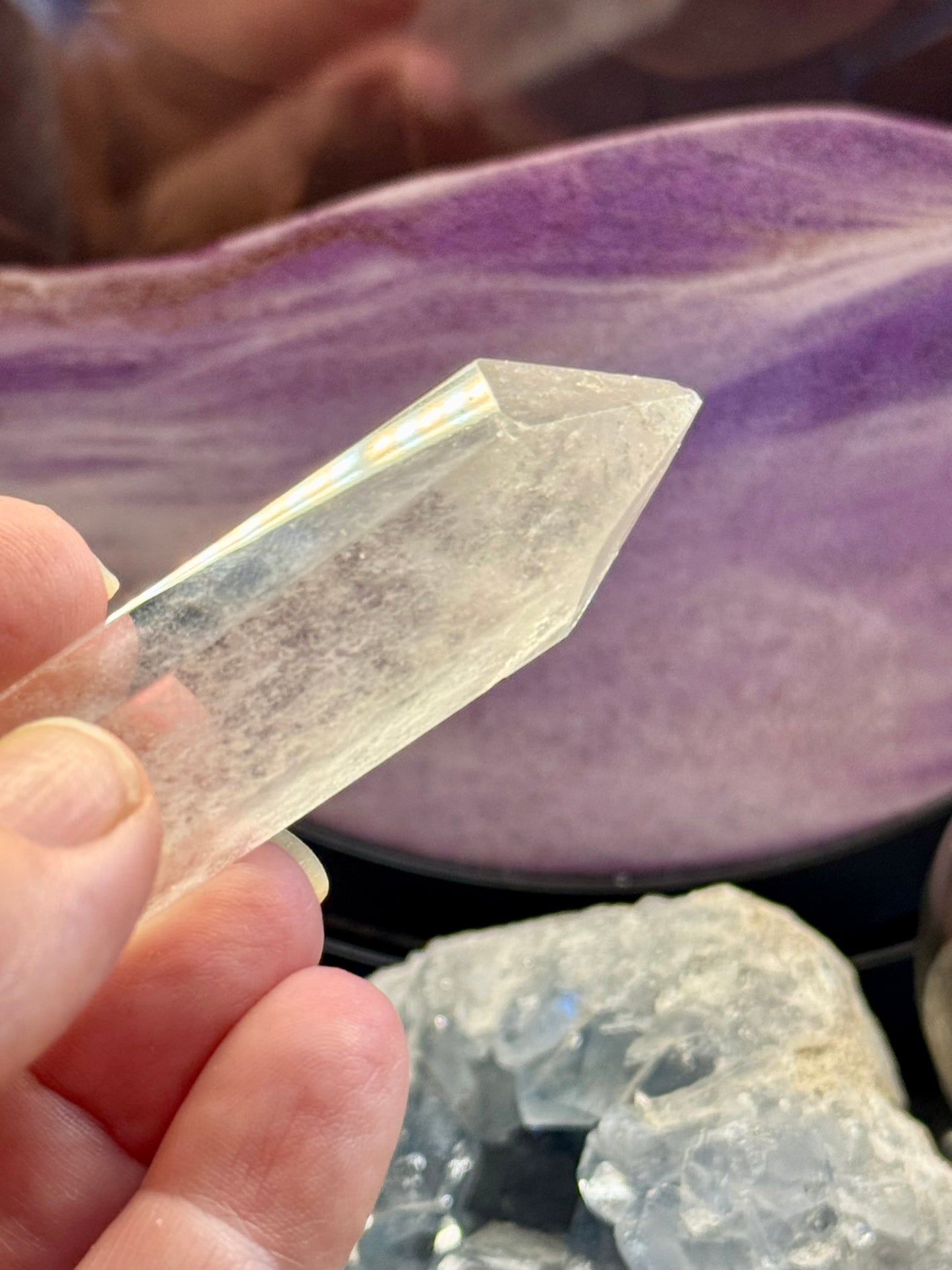 Pointe biterminée de Quartz Cristal - pointes émoussées