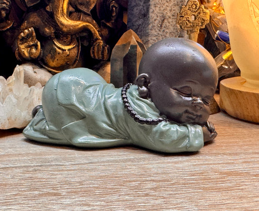 Bébé bouddha dormant