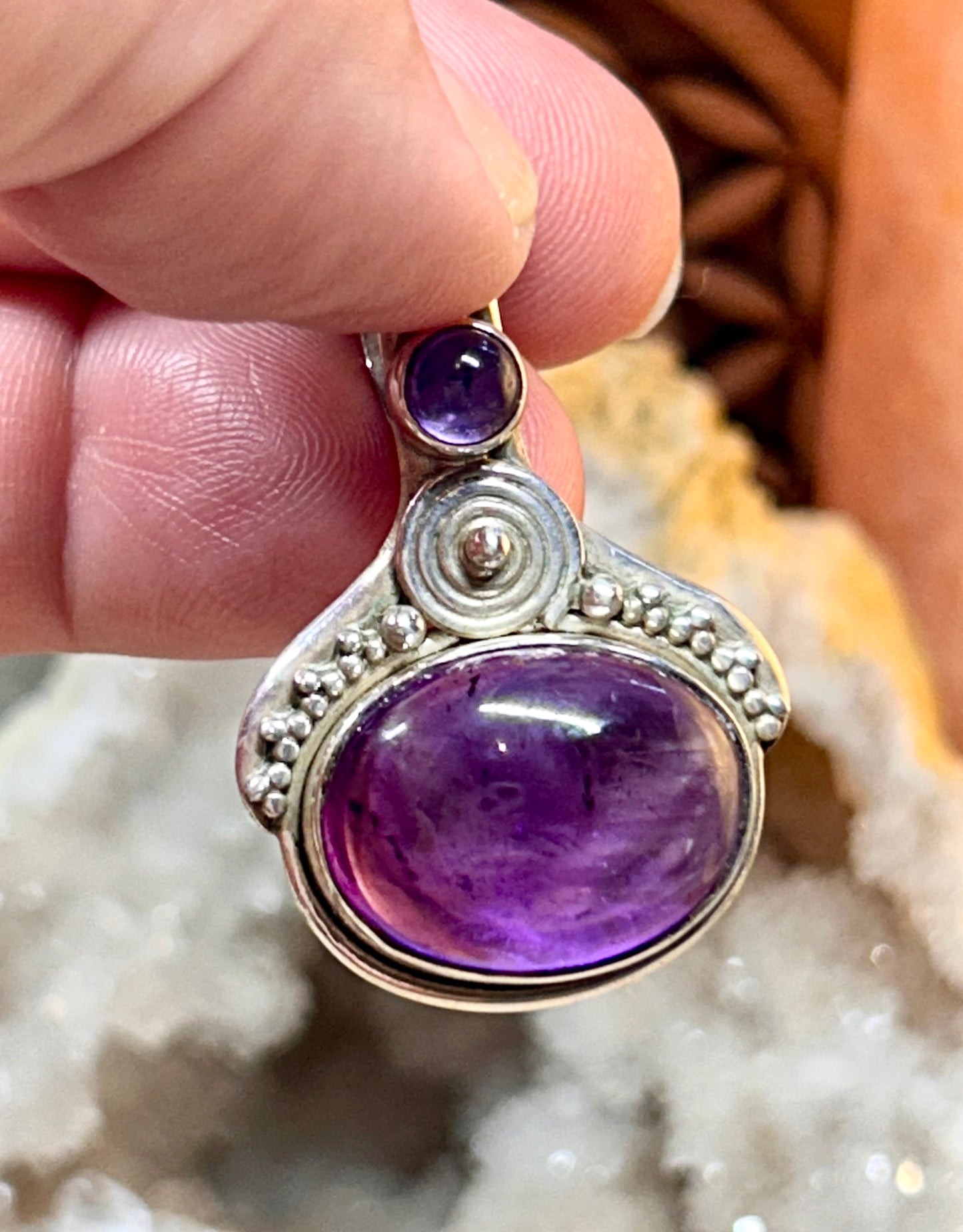Pendentif en argent avec améthyste