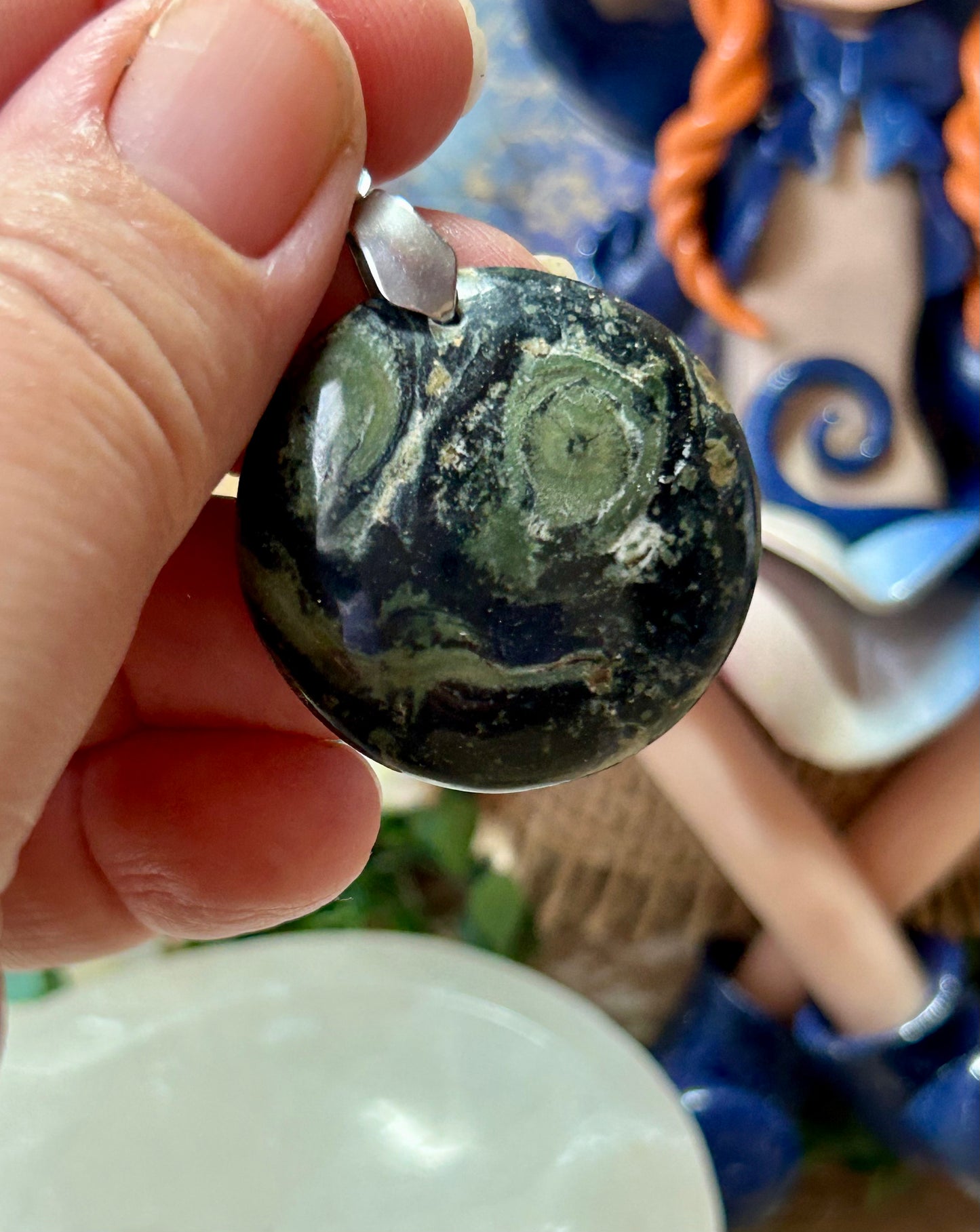 Pendentif de jaspe kambaba