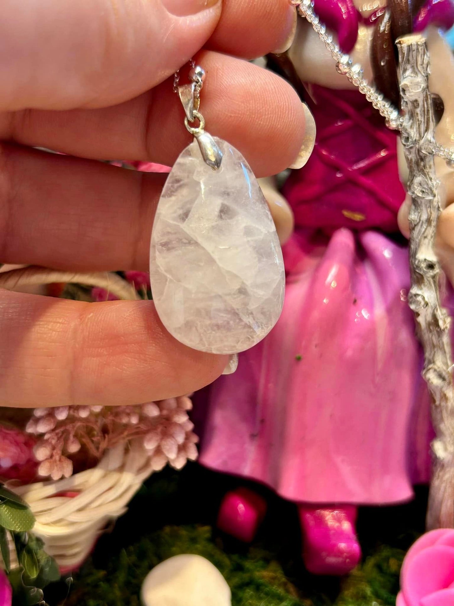 Pendentif de quartz neige avec chaîne en argent 925