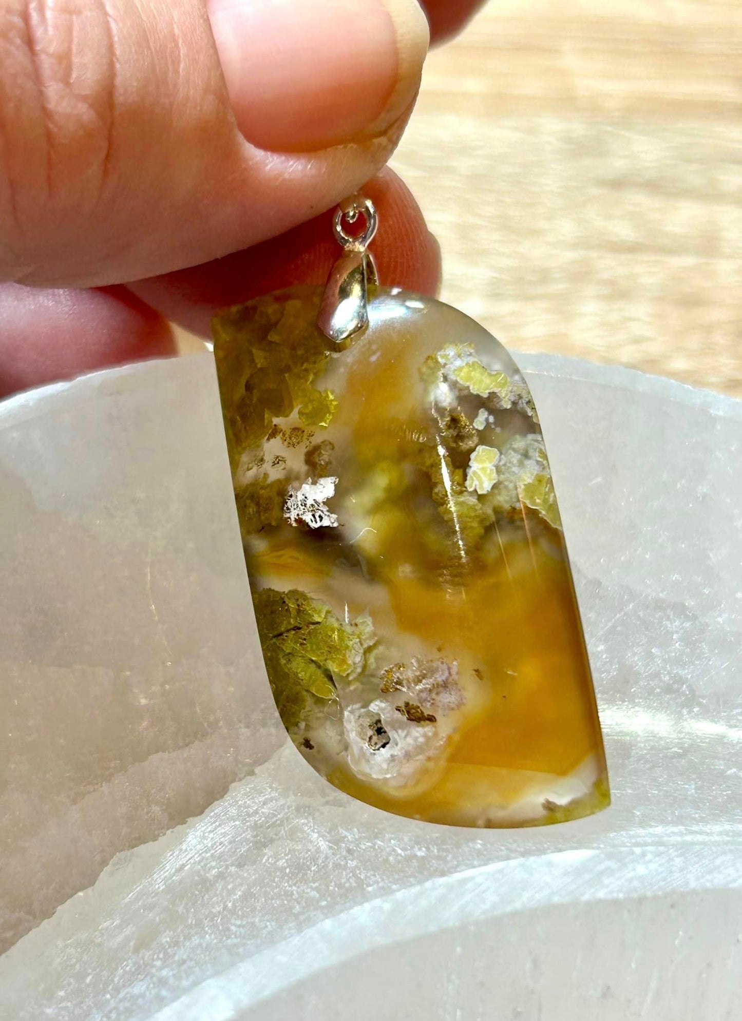 Pendentif en argent 925 d’Opale calcédoine